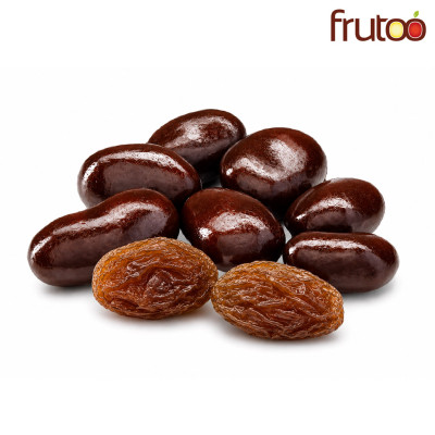 Raisin with dark chocolate